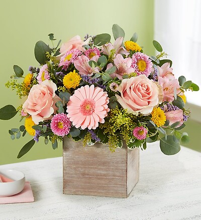 Spring Sentiment&amp;trade; Bouquet